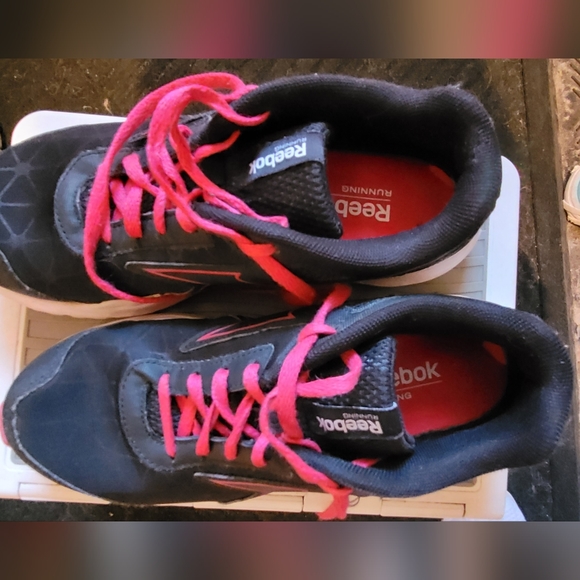 Reebok running shoes / Black & Pink - Picture 3 of 6